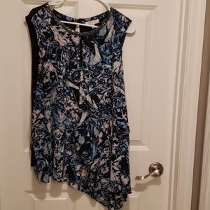 Jennifer Lopez blue floral sleevless top